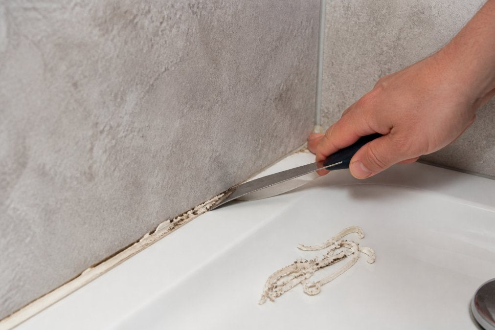 How to Remove Old Silicone Sealant from Shower Panels